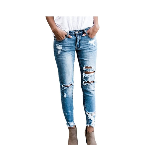 LUKADIA Light Wash Distressed Skinny Jeans - Picture 4 of 4